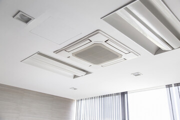 Air conditioning on the ceiling, 4-way cooling system