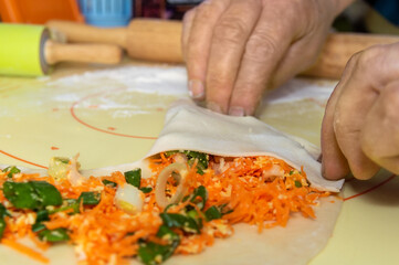 preparation of flatbread with vegetable filling