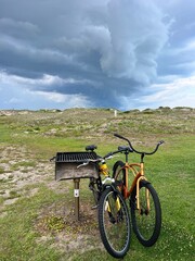 Fototapeta premium bicycle in the field