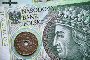 polski banknot,100 PLN, norweska moneta , Polish banknote, 100 PLN, Norwegian coin - obrazy, fototapety, plakaty