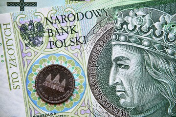polski banknot,100 PLN, riel kambodżański, Polish banknote, 100 PLN, Cambodian riel - obrazy, fototapety, plakaty