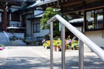 Fototapeta na wymiar 神社と階段