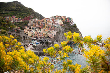 Obraz premium Panoramic photo of beautiful hills leading down to coast. Italy coast is most popular travel and holiday destination in Europe.