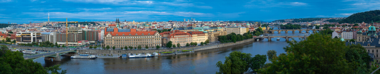 Fototapeta na wymiar Panorama of river Vltava and the old town of Prague in the evening