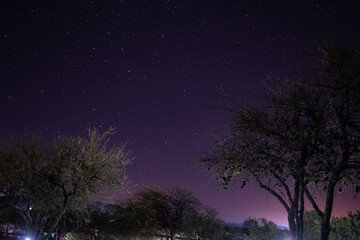 Fototapeta premium Hora azul con las estrellas en Nono, Cordoba, Argentina