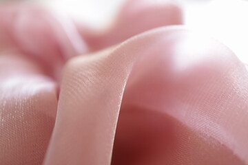 メルヘンチックなピンク色の素材　とろみ素材