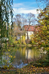 Fototapeta premium beautiful autumnal scenery at Loisach riverside, Wolfratshausen bavaria