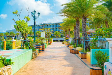 アメリカンビレッジ 旅行 観光スポット 沖縄リゾート 青空
