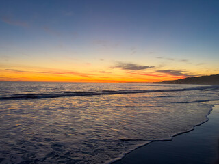 Obraz premium Beautiful Malibu beach sunset with ocean view on public spot