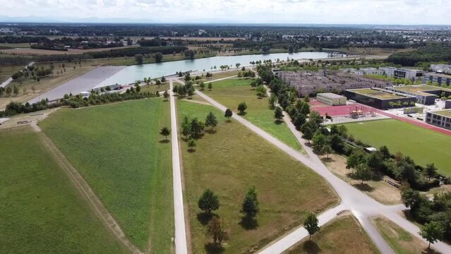 Riemer Park mit See 2