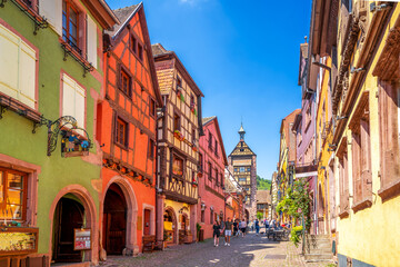 Fototapeta na wymiar Altstadt von Riquewihr, Elsass, Frankreich 