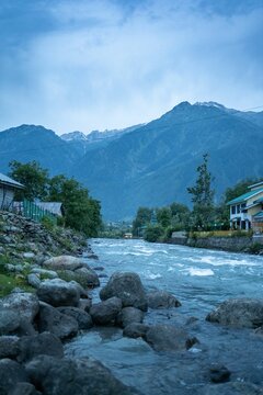 The Lidder River runs through scenic Betaab Valley. Southeast, Tulian Lake is flanked by mountain