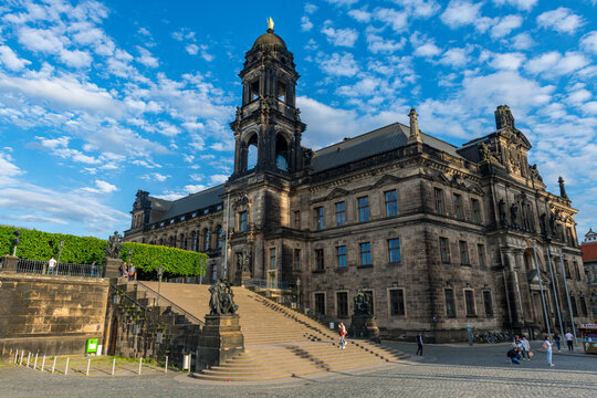 The Arte Academy of Dresden with the Bruhl terrace, Dresden, Saxony, Germany