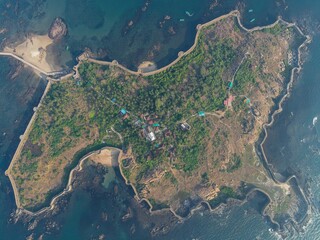 Aerial shot of Sindhudurg fortress in a island
