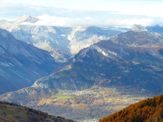 Wallis