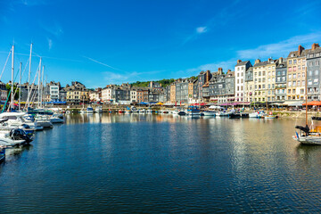 Kleine Entdeckungstour durch die wunderschöne Hafenstadt Honfleur bei Le Havre - Normandie - Frankreich
