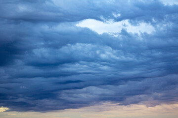 Obraz premium dramatic storm clouds 