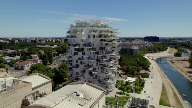 Moving closer to the beautiful modern designed apartment building. (Montpellier)