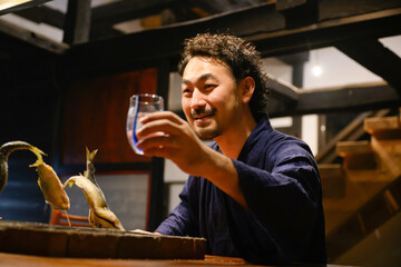 Drinks in a Japanese house Cheers!