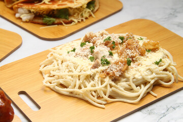 Freshly cooked carbonara pasta
