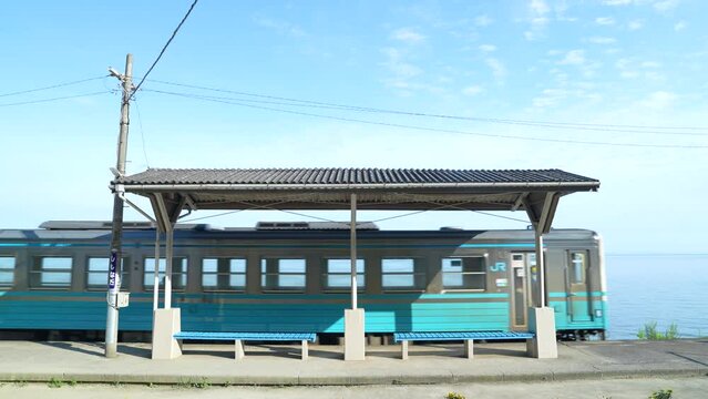 下灘駅　しまなみ海道（愛媛県　今治）瀬戸内海　千と千尋