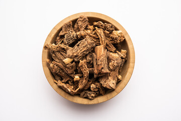 Syplocos racemosa, Lodhra is an Ayurvedic herb used in bleeding disorders, diarrhea & eye disorders