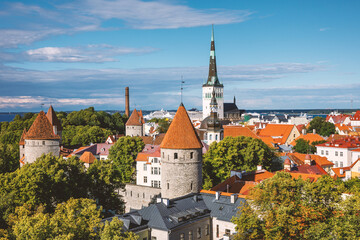 Summer Tallinn Old Town In Estonia. - obrazy, fototapety, plakaty