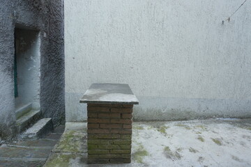 Veduta di un dettaglio in una strada di Dorio, Lago di Como