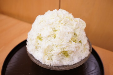 Matcha Green Tea Milk Flavored Shaved Ice in Japan - 日本 抹茶ミルク シロップ かき氷