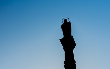 statue of the virgin mary