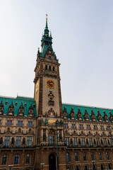 Fototapeta na wymiar Hamburg city hall or Rathaus in Hamburg, Germany