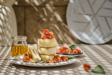 cottage cheesecakes with raspberries and currants