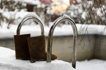 lock in the snow