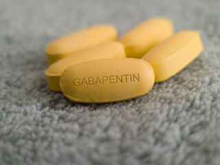 Fototapeta na wymiar Gabapentin yellow tablet