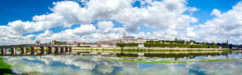 Fototapeta premium Blois, Loire Valley in France - panorama over river