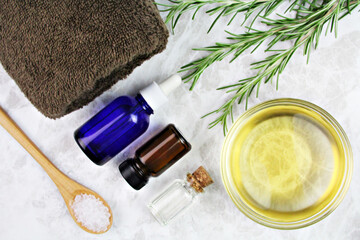 アロマ　エステ　サロン　ボトル　ローズマリー　俯瞰
