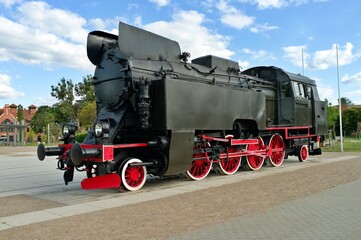 Fototapeta na wymiar old locomotive in the countryside