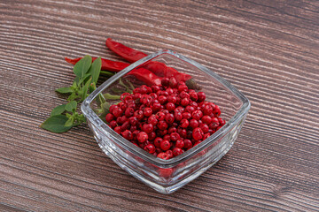 Red pepper seeds in the bowl