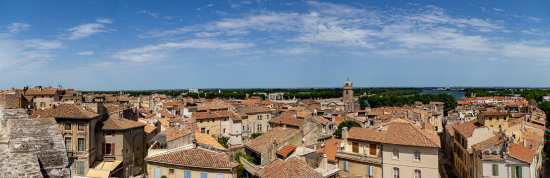 Arles