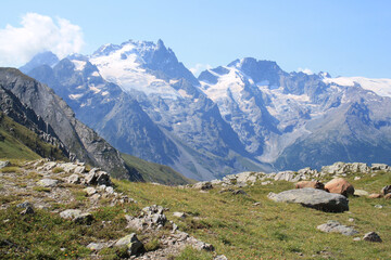 Fototapeta na wymiar Ecrin national park in hautes alpes, french alps