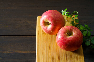 りんご (青森県産)