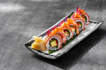 Sushi with tuna and red caviar