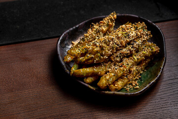Asparagus with sweet and sour sauce