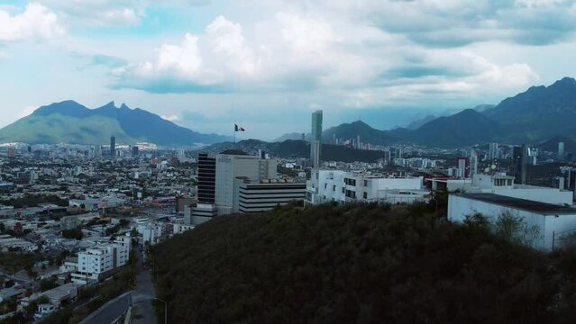 asenso en Monterrey