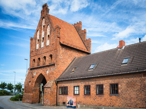  City wall, water gate from 1450, Wismar, Mecklenburg-Western Pomerania, Germany