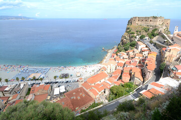 Scilla is a mythological greek seaside village of Calabria. The name recalls a mysterious monster...