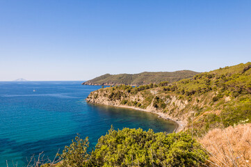 Capoliveri, Norsi, Elba, Bucht, Golfo Stella, Capo Norsi, Felsen, Strand, Küste, Küstenstrasse, Insel, Segelschiffe, Wassersport, Toskana, Toskanischer Archipel, Sommer, Italien