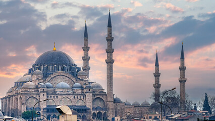 Fototapeta na wymiar Istanbul Suleymaniye Mosque at Sundown