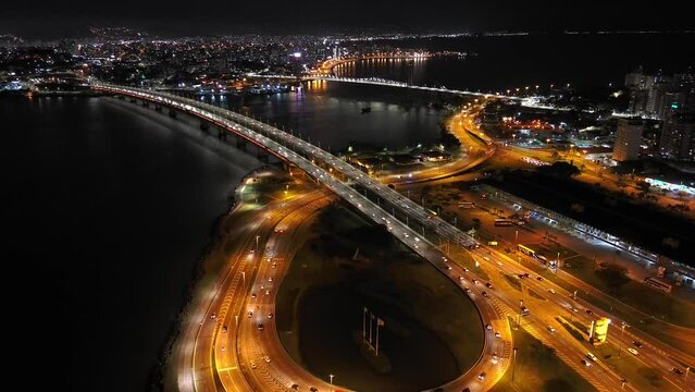Centro de Florian&oacute;polis a noite