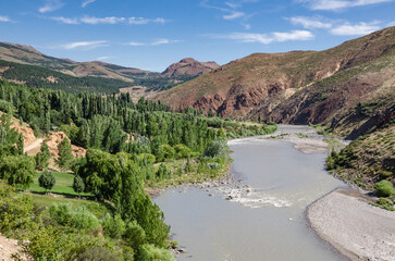 Río Neuquén, Huinganco (Neuquén, Argentina)